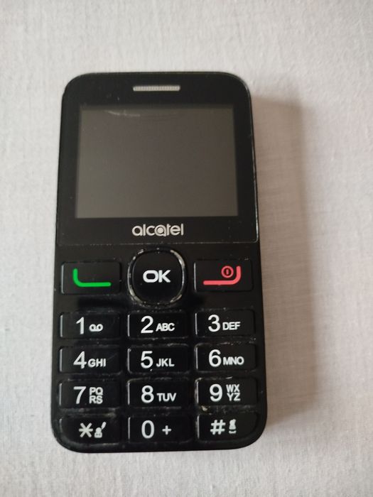 Продавам телефон Алкател