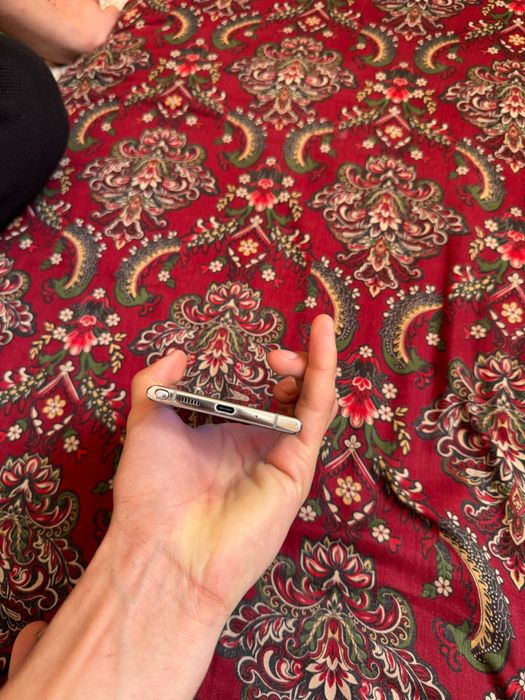 Samsung not 10+5G sroshni