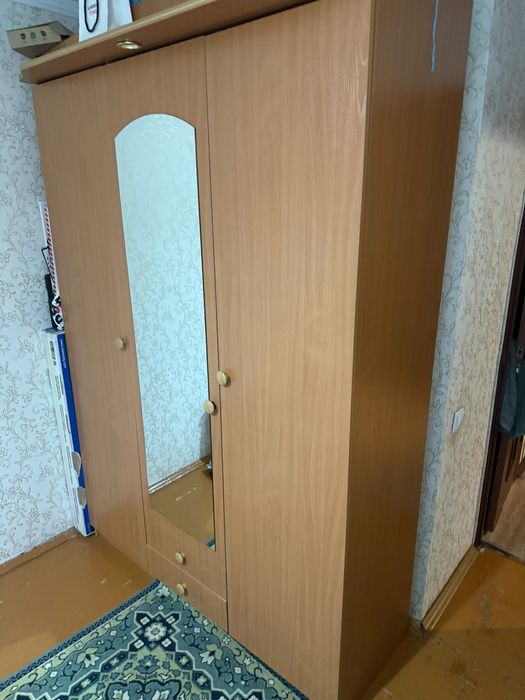 Продам шкаф в хорошем состояний