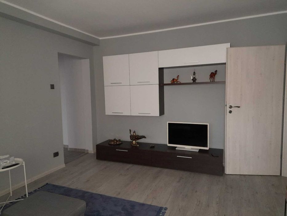 De inchiriat. Apartament 3 camere Parcul Circului cu vedere la parc