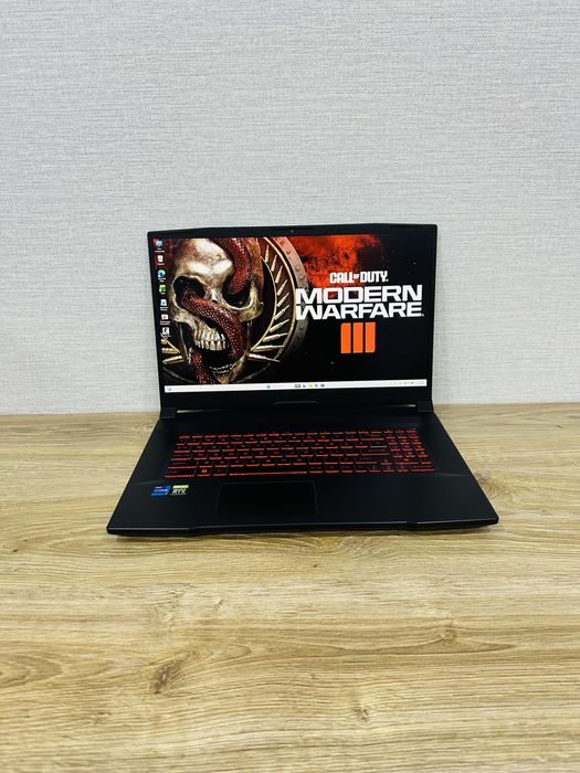 MSI Sword Core i7-16 Ядерный+RTX3050 Большой 17,3 экран