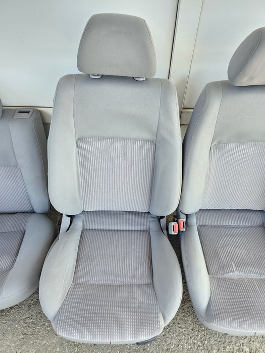 Vand scaune interior fata spate vw golf 4 , vw bora break , stare buna