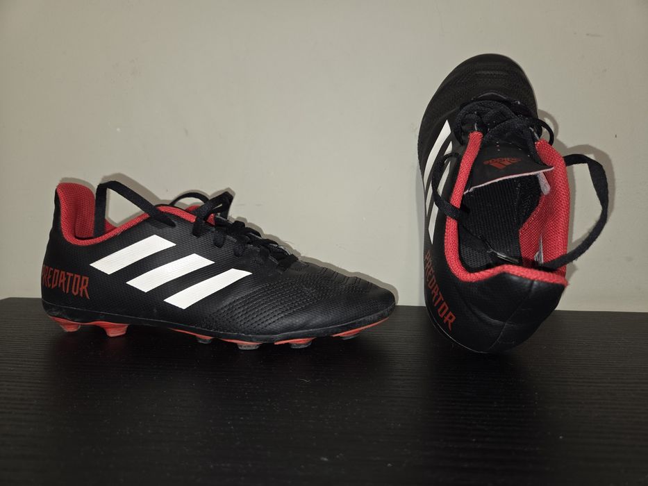 Детски бутонки Adidas