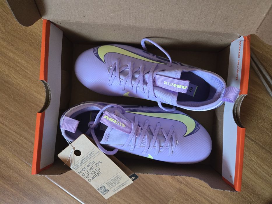 Adidasi fotbal Nike marime 34