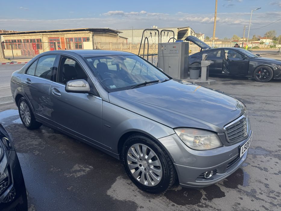 Мерцедес W204 2.2 дизел 2008 Г само на части