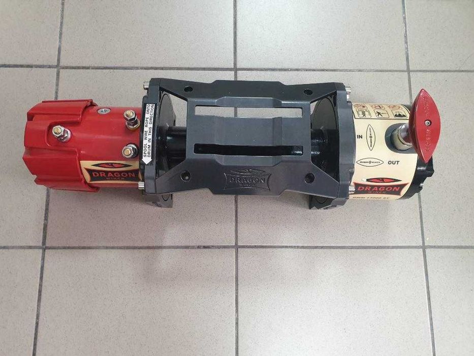 troliu electric Dragon Winch 13000 lbs (trage 5897 kg) la 12 V
