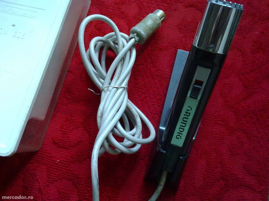 Microfon GRUNDIG Model GDM-305 / Made in Germany