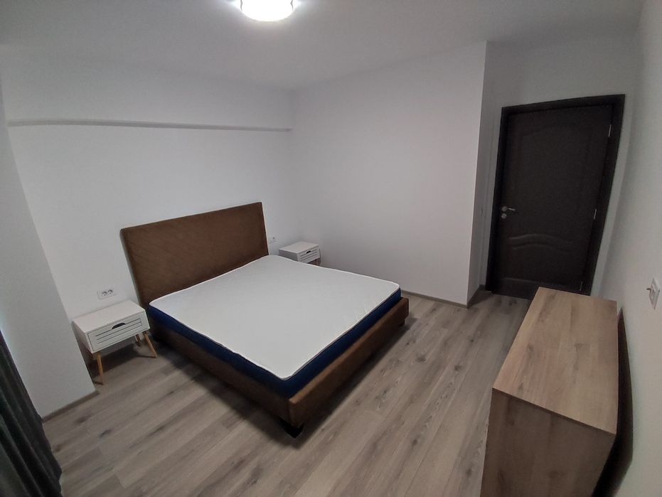 Apartament 2 camere, zona centrală, complet mobilat,bloc nou
