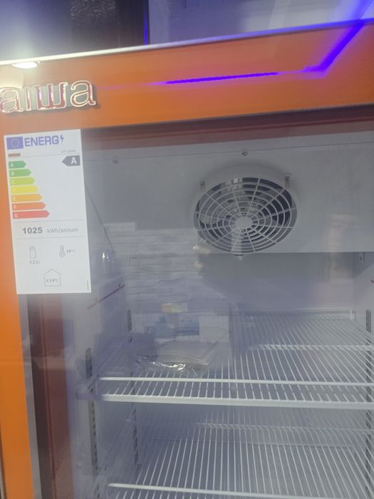 Холодильник витринный  AIWA 520 л