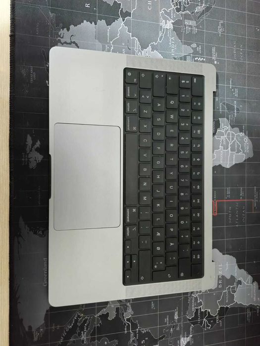 Topcase cu tastatura pentru MacBook Pro 14 inch A2779, A2442 2021-2023