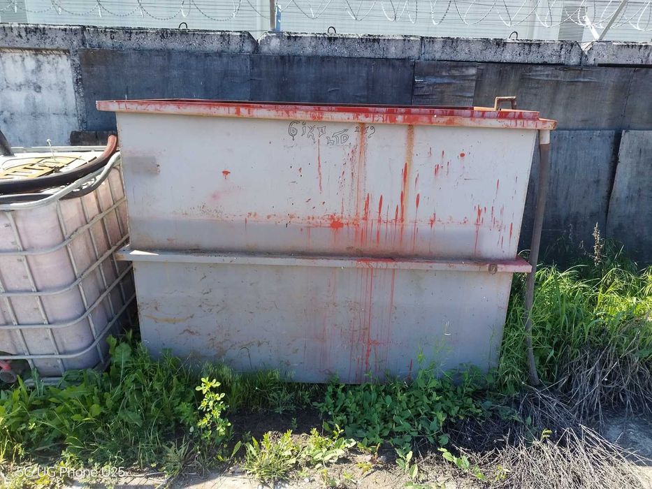 Вана  цистерна използвана е за боядисване
