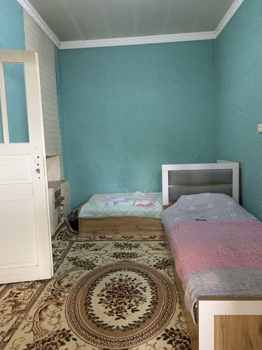 Uy sotiladi 8 sotik 4 xona yangi yol mixaylvkada