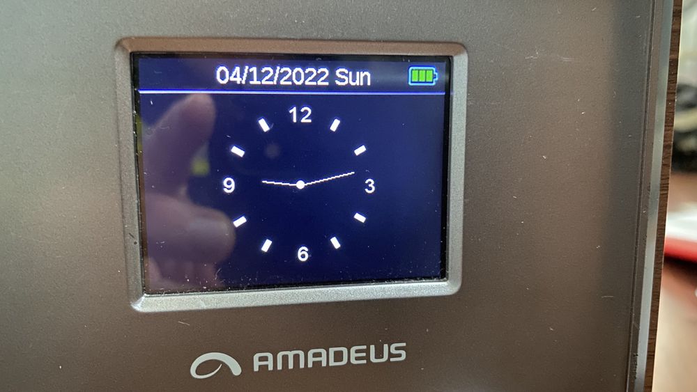 Radio Amadeus , cu bluetooth