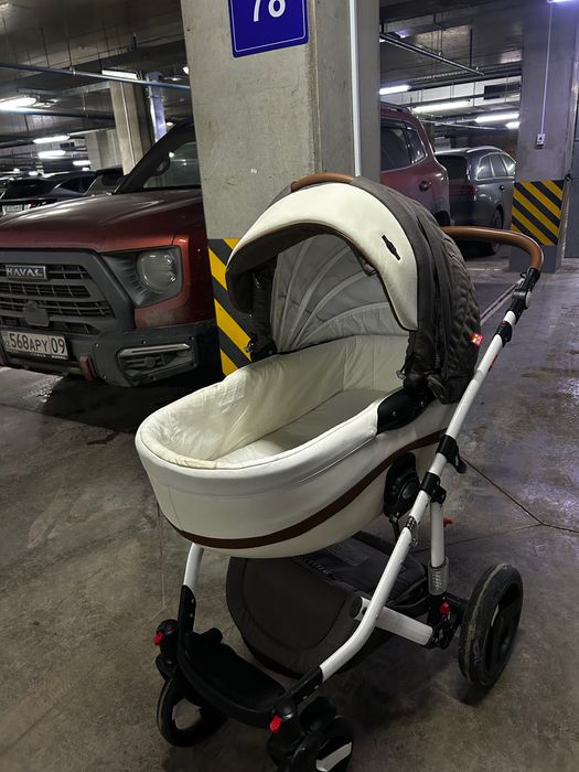 Коляска, прогулочная коляска