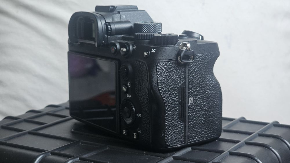 Продавам тяло Sony A7R IVa в отлично състояние