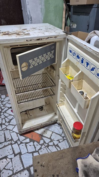 Холодильник сатылады