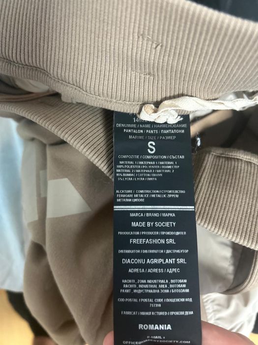 Pantaloni Made By Society