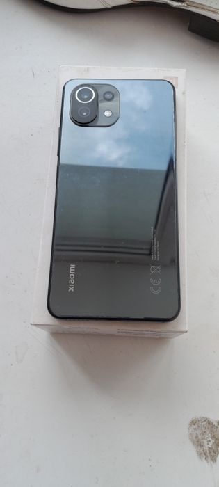 Mi 11 lite отличный состояние