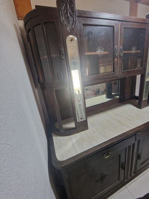 Credenț lemn cu blat marmură