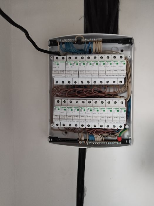 Электрик, электромонтаж