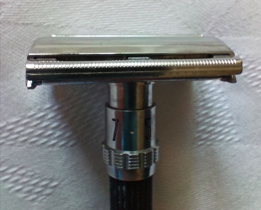 Самобръсначка Gillette Super Adjuatable.