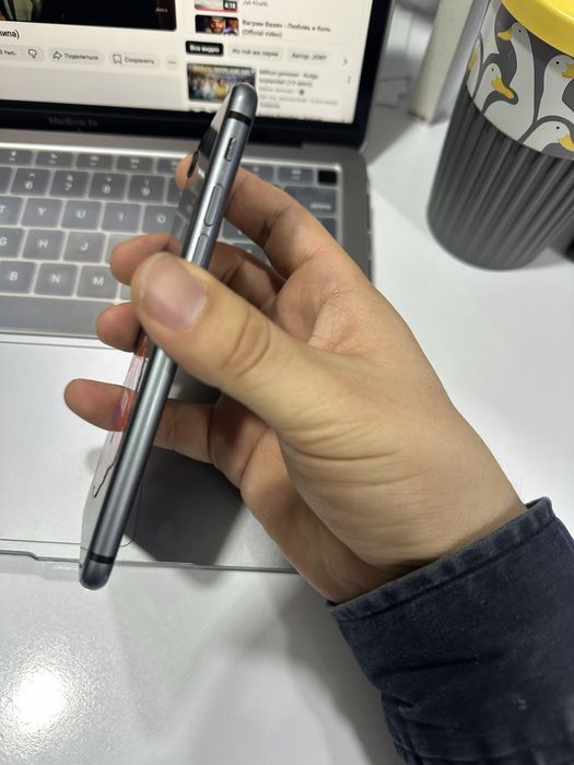 Iphone 8 .rossiya. 64 gb. Emkost 61%