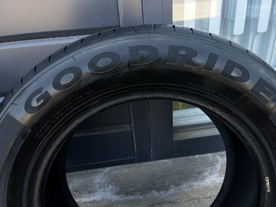 Продам резину р15 2025г