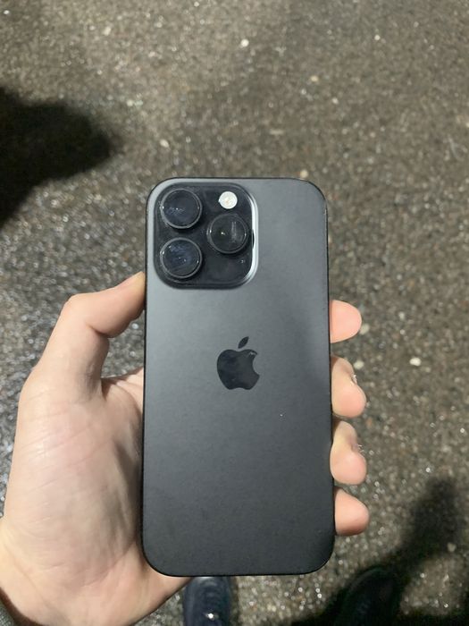 iPhone 16 pro с гарантией