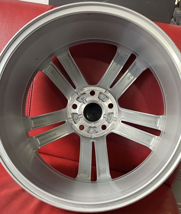 Оригинални джанти 18 vw tiguan 5x112