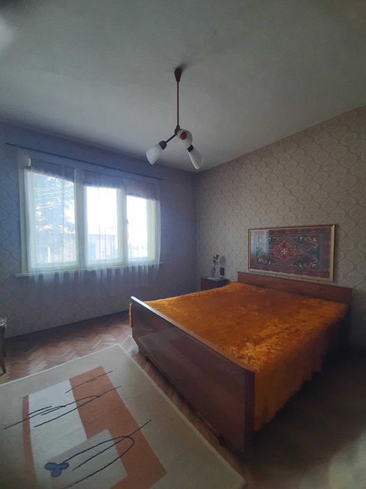 Продава се Многостаен апартамент в Търговище, Център - 130 кв.м за 863 €/кв.м - Снимка #3