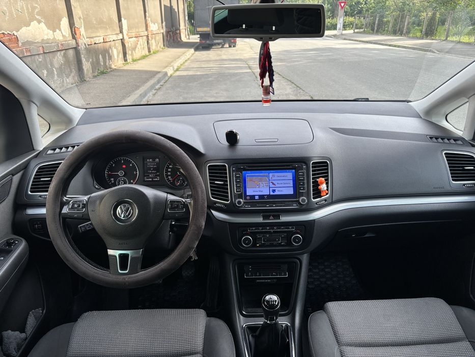 VW SHARAN 5 locuri