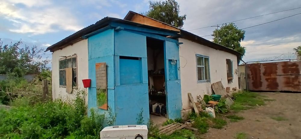 ПРОДАМ недостроеный дом в черте города