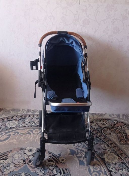 Продаю коляску СРОЧНО пожалуйста купите