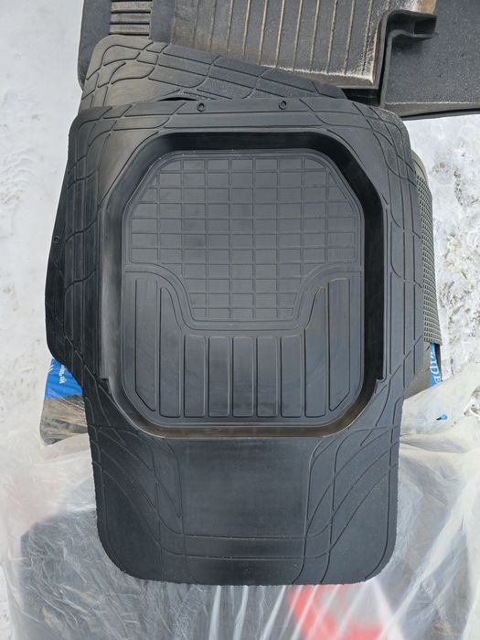 Коврики, Полики Автомобильные универсальные