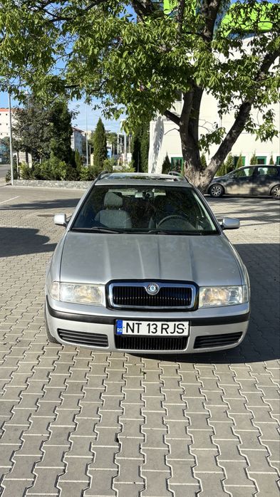 Se vinde skoda octavia  brek 1.6 benzina +GPL valabil 2033