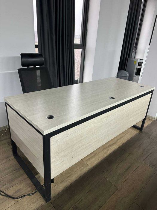 Столы (парты) производства Loftbek в ассортименте. От 350 тыс. сум.