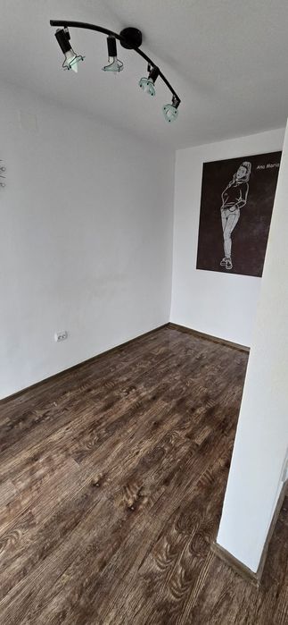 Casa + teren  de vanzare in matița