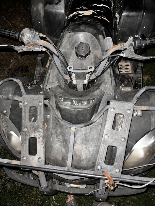 Vând atv 250 canyon