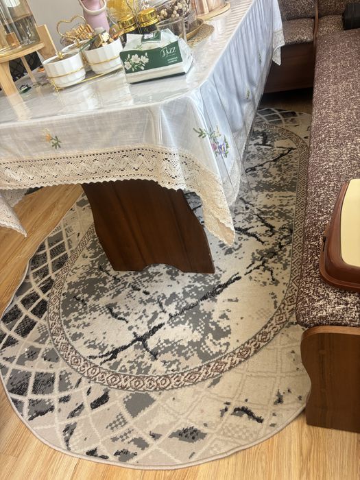Овальный ковер 150/230 сантиметров
