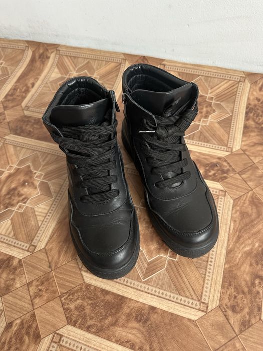 Продам обувь детскую , подрастковую