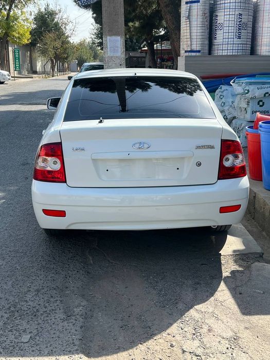 Lada priora 21072