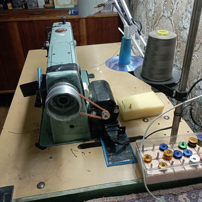 швейная промышленная машинка