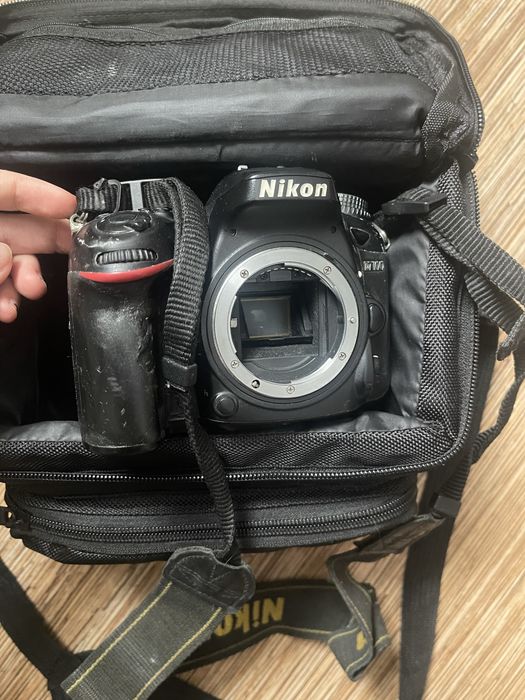 Nikon D71000 фотоаппарат