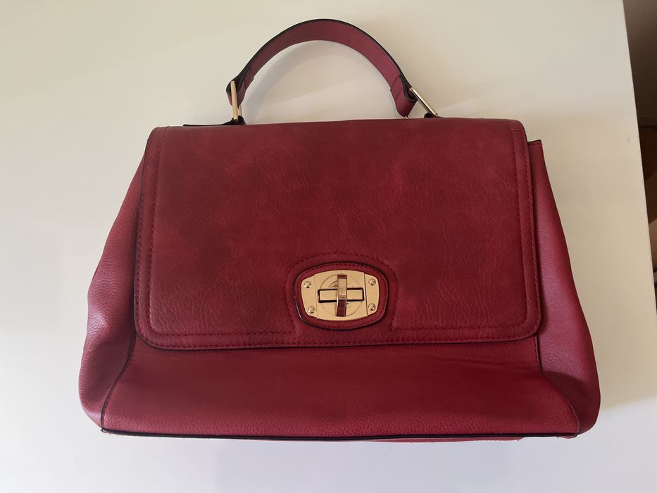 Червена дамска чанта - Catwalk