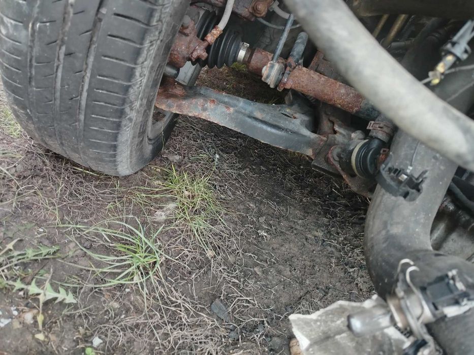 Vând Seat Ibiza avariat