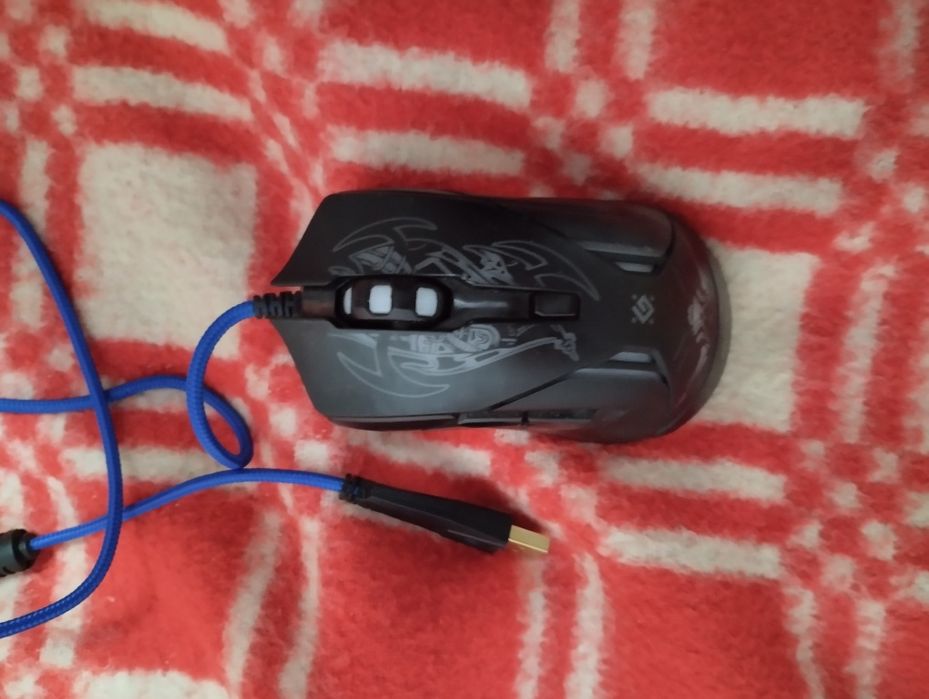 Продам Клавиатура мышьку коврик