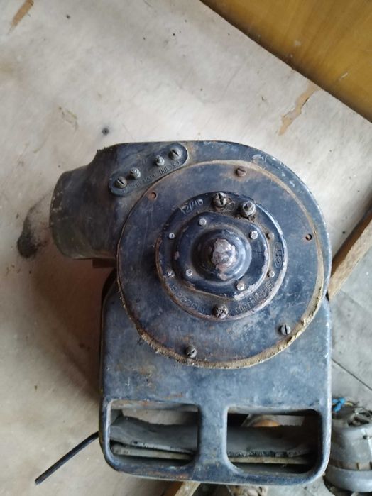 Продаются генератор, печка ЗИЛ