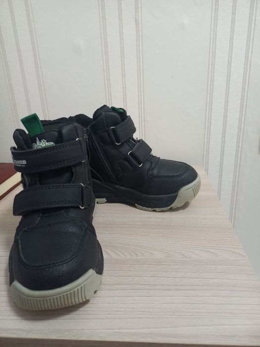 Продам ботинки, осень-весна