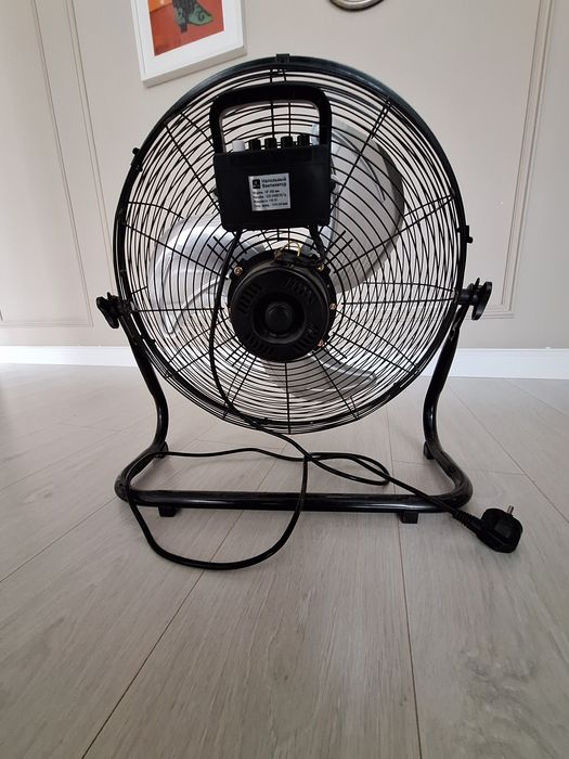 Напольный вентилятор Invino