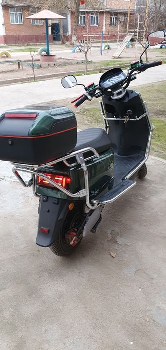 Продаётся Электро скутер Wasat Sport 49кубов  пробег 1т.